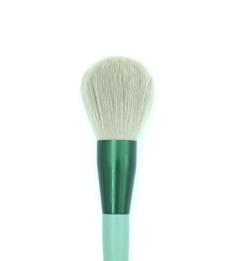 sustainable makeup powder brush
