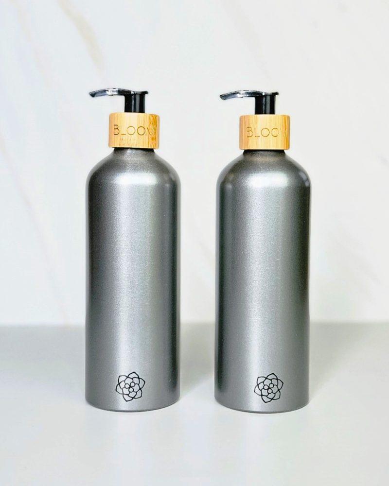 Soap dispenser set with x2 personalizable bottles
