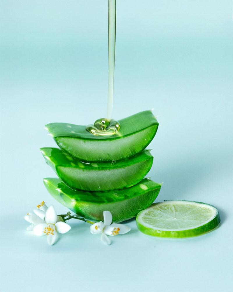 Natural shampoo rich in vitamins and minerals, to gently cleanse, balance, and promote healthy scalp & hair.